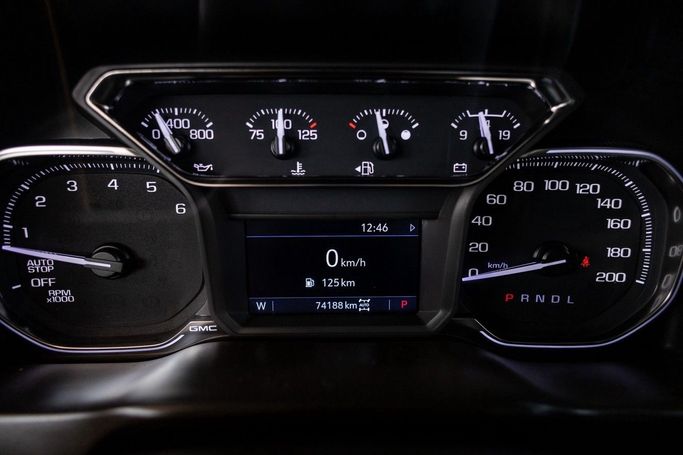 Подержанный GMC Sierra IV, 5.3 л, 2021 в Дубае от Linda Cars Черный цвет. GCC | AUTO.AE