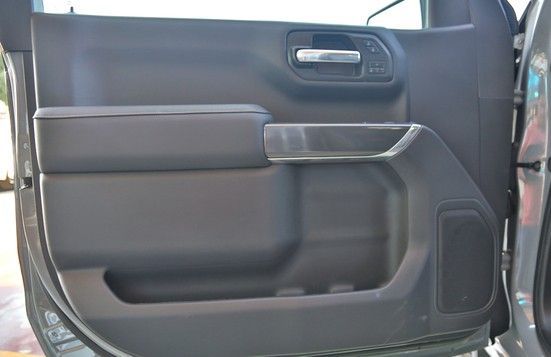 New GMC Sierra IV Facelift, 5.3 l, 2024 in Dubai by Prestige motors, Grey color. GCC Specs | AUTO.AE