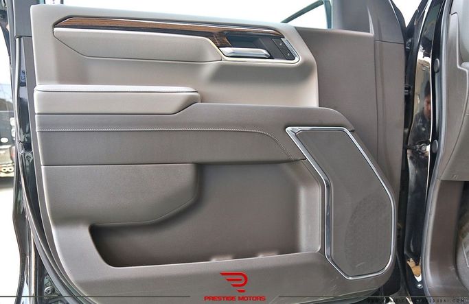 New GMC Sierra IV Facelift, 5.3 l, 2024 in Dubai by Prestige motors, Black color. GCC Specs | AUTO.AE