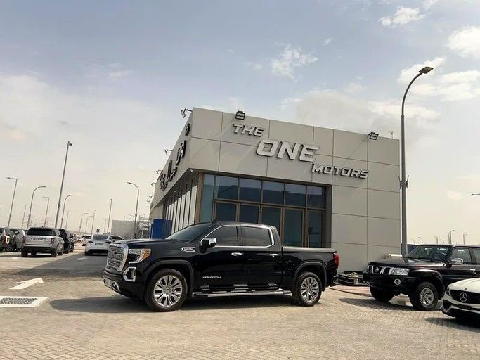 Used GMC Sierra IV, 6.2 l, 2022 in Dubai by The One Motors, Black color. GCC Specs | AUTO.AE