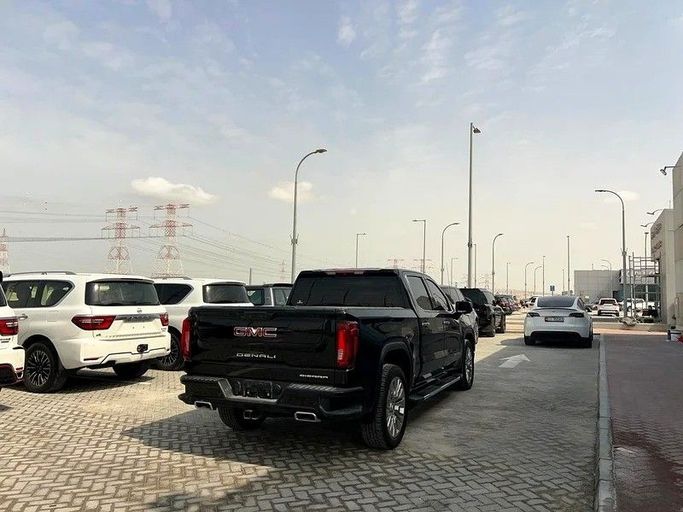 Used GMC Sierra IV, 6.2 l, 2022 in Dubai by The One Motors, Black color. GCC Specs | AUTO.AE