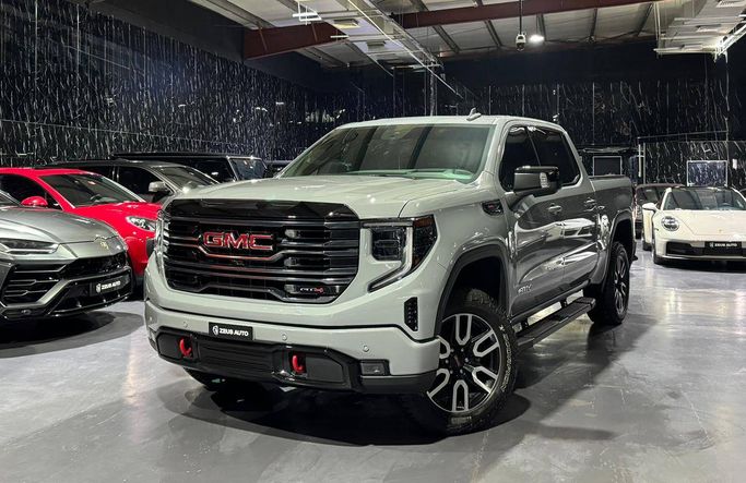 Подержанный GMC Sierra IV Рестайлинг, 6.2 л, 2025 в Дубае от Zeus Motors Серый цвет. GCC | AUTO.AE