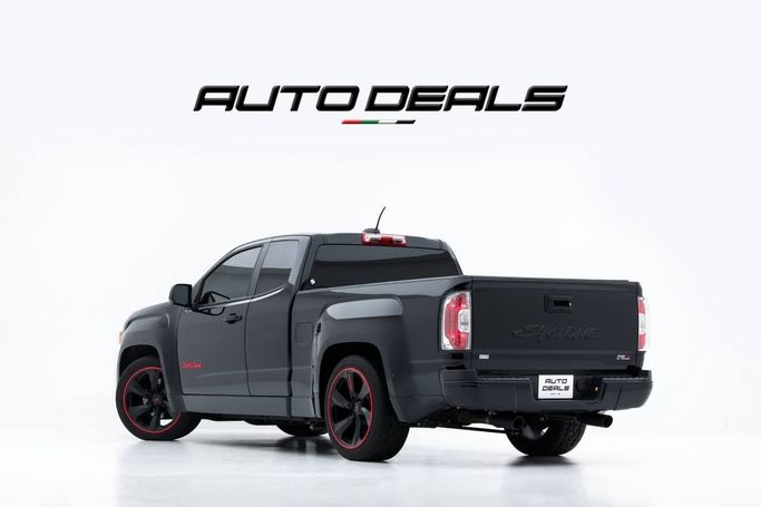 مستعملة GMC Syclone Sport Truck, 5.3 l, 2022 في في دبي من AUTO DEALS، اللون أسود. أخرى | AUTO.AE