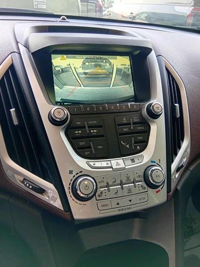 Used GMC Terrain I, 3.6 l, 2013 in Dubai by Metro Motors, White color. GCC Specs | AUTO.AE