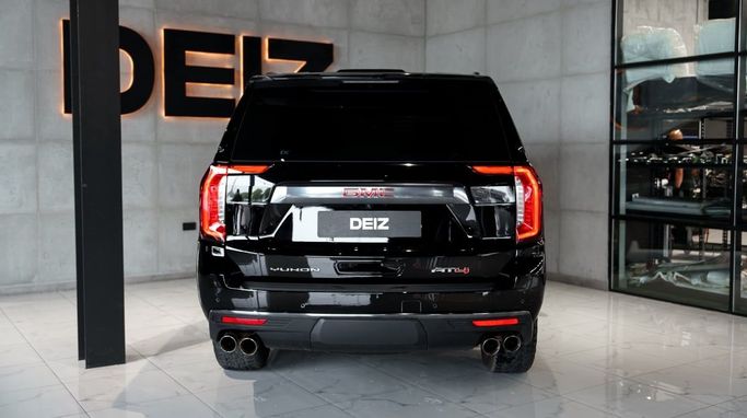 GMC Yukon XL V, 2023 standard suv 5 dr. xl for rent in Dubai by DEIZ, black color | AUTO.AE