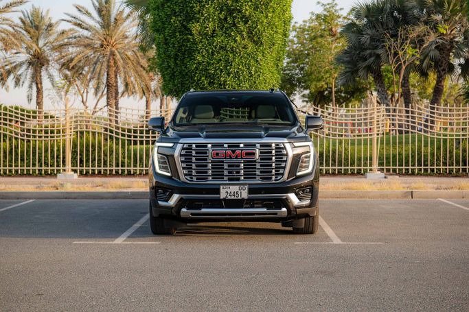 GMC Yukon V Facelift, 2025 business suv 5 dr. for rent in Dubai by Car Lux 365 Car Rental, black color | AUTO.AE