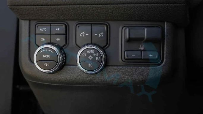 New GMC Yukon XL V Facelift, 6.2 l, 2024 in Dubai by Auto Max Group, Black color. European Specs | AUTO.AE