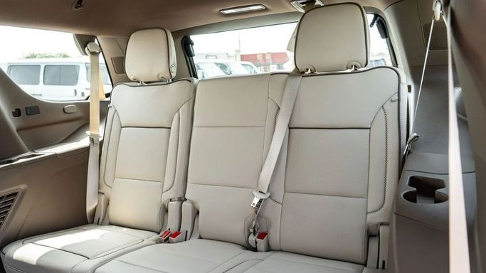 Новый GMC Yukon XL V Рестайлинг, 5.3 л, 2025 в Дубае от Altass Motors Черный цвет. Other | AUTO.AE