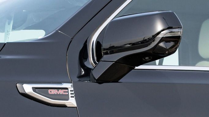 Новый GMC Yukon XL V Рестайлинг, 6.2 л, 2025 в Дубае от Altass Motors Черный цвет. Other | AUTO.AE