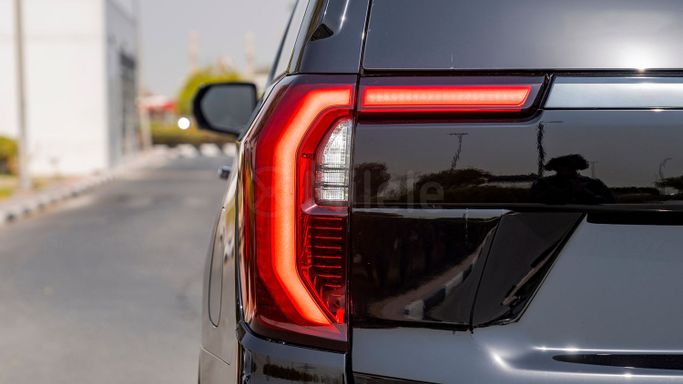 Новый GMC Yukon V Рестайлинг, 6.2 л, 2025 в Дубае от Milele Черный цвет. Other | AUTO.AE