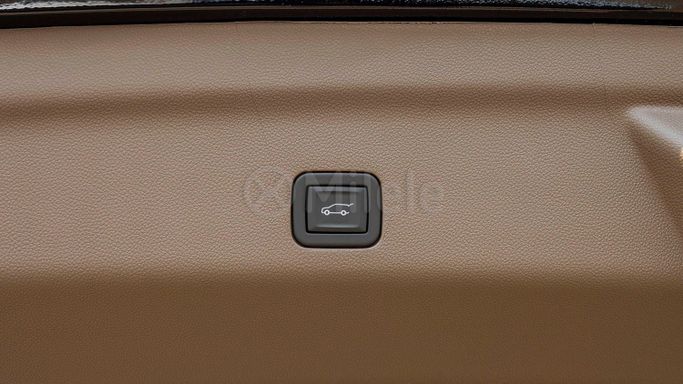 Новый GMC Yukon V Рестайлинг, 6.2 л, 2025 в Дубае от Milele Черный цвет. Other | AUTO.AE