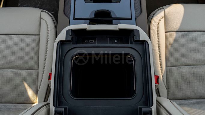 Новый GMC Yukon V Рестайлинг, 6.2 л, 2025 в Дубае от Milele Черный цвет. Other | AUTO.AE