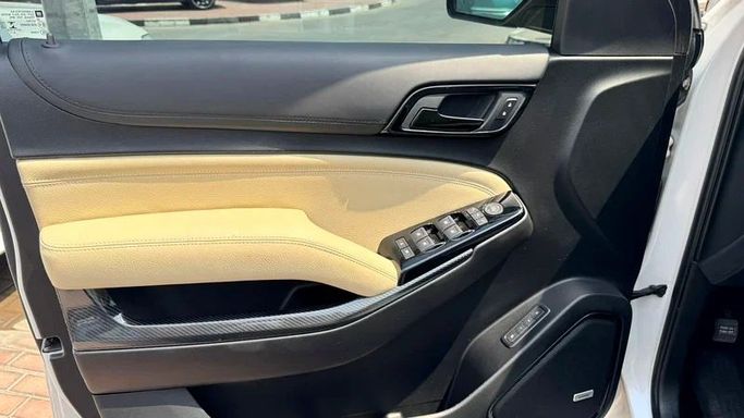 Used GMC Yukon XL IV (GMT K2UG), 6.2 l, 2019 in Dubai by Ignite Used Cars, White color. GCC Specs | AUTO.AE