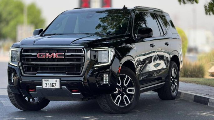 Подержанный GMC Yukon V, 5.3 л, 2021 в Дубае от MENAMOTORS Черный цвет. GCC | AUTO.AE