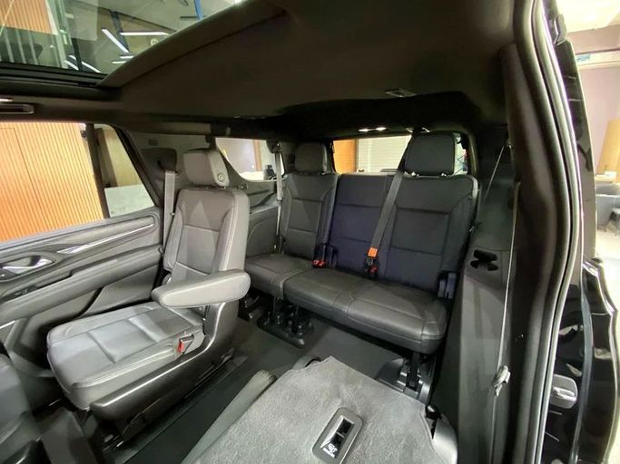 Подержанный GMC Yukon V, 6.2 л, 2021 в Дубае от Hot Wheel Used Motors Черный цвет. Other | AUTO.AE