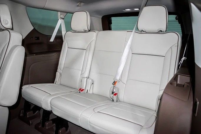 Подержанный GMC Yukon V, 6.2 л, 2022 в Дубае от AG Motors Черный цвет. GCC | AUTO.AE