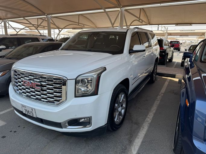 Used GMC Yukon XL IV (GMT K2UG), 6.2 l, 2019 in Dubai, White color. American Specs | AUTO.AE