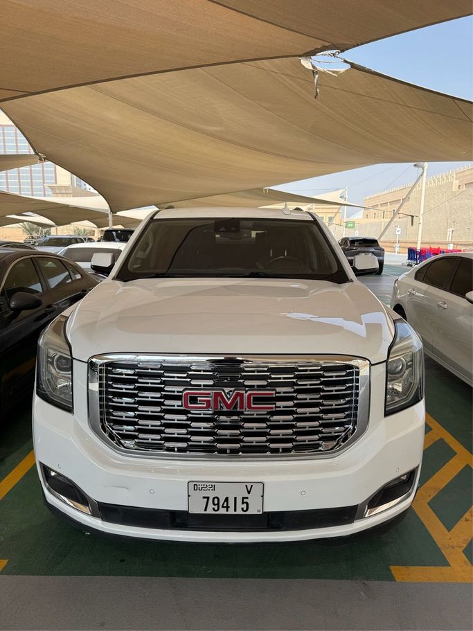 Used GMC Yukon XL IV (GMT K2UG), 6.2 l, 2019 in Dubai, White color. American Specs | AUTO.AE