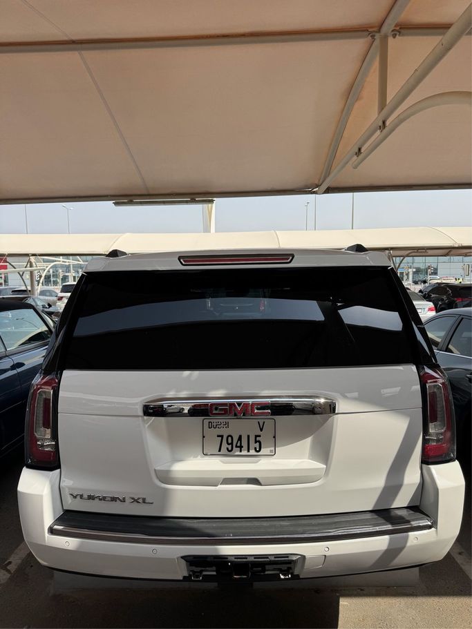 Used GMC Yukon XL IV (GMT K2UG), 6.2 l, 2019 in Dubai, White color. American Specs | AUTO.AE