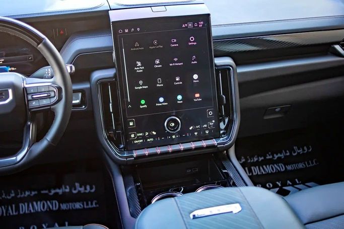 Used GMC Yukon V Facelift, 6.2 l, 2025 in Dubai by Royal Diamond Motors, Black color. GCC Specs | AUTO.AE