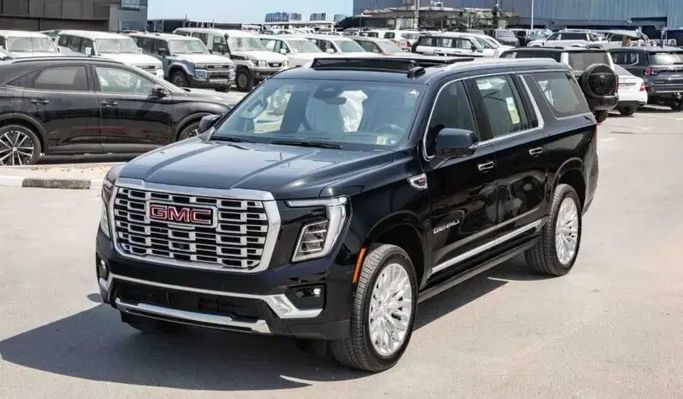 جديدة GMC Yukon فيس ليفت V, 6.2 l, 2026 في في دبي من Dresden Motors، اللون أسود. مواصفات الخليج | AUTO.AE | إعلان #253574