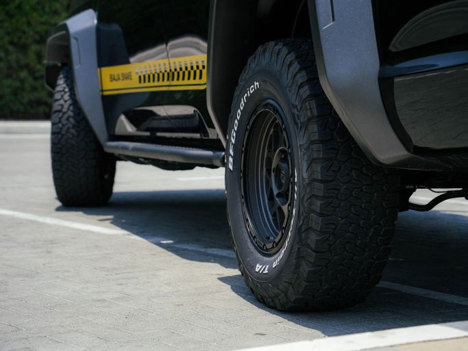 Great Wall Poer I Рестайлинг, 2025 пикап двойная кабина  класса в Дубае от One by One Car Rental - Angelyn черный цвет | AUTO.AE