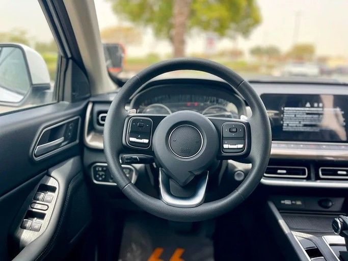 New Great Wall Poer I Facelift, 2.0 l, 2025 in Dubai by 66 Motors, White color. Chinese Specs | AUTO.AE