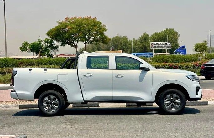 Новый Great Wall Poer I Рестайлинг, 2.0 л, 2025 в Дубае от 66 Motors Белый цвет. Китайская | AUTO.AE