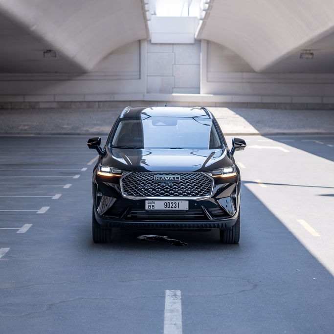 Haval H6 III, 2023 внедорожник 5 дв.  класса в Дубае от One by One Car Rental - Angelyn черный цвет | AUTO.AE