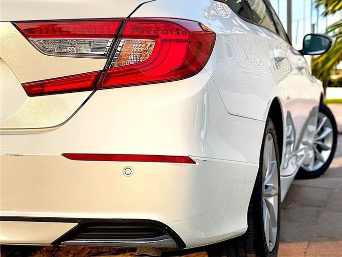 Used Honda Accord X Facelift, 1.5 l, 2022 in Dubai by Andaleeb Cars, White color. GCC Specs | AUTO.AE