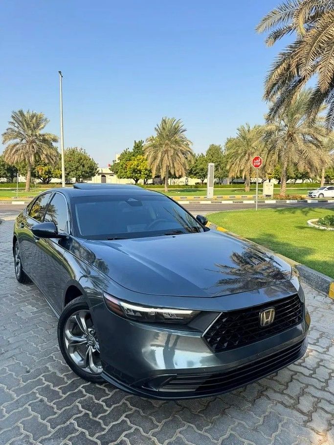 Подержанный Honda Accord XI, 1.5 л, 2024 в Дубае от Abdo Al Muthanna Used Cars Серый цвет. Американская | AUTO.AE