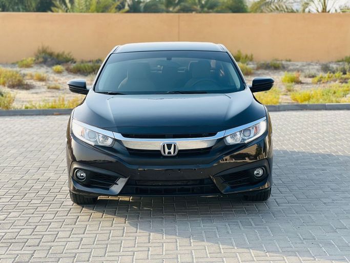 مستعملة Honda Civic X, 2.0 l, 2019 في في دبي من PINOY USED CARS، اللون أسود. مواصفات الخليج | AUTO.AE | إعلان #247658