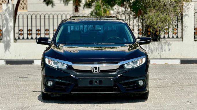 مستعملة Honda Civic X, 2.0 l, 2017 في في دبي من PINOY USED CARS، اللون أسود. مواصفات الخليج | AUTO.AE | إعلان #247679