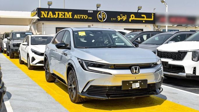 Новый Honda e:NP2, 2024 в Дубае от Najem Motors Серебристый цвет. GCC | AUTO.AE