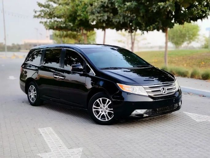 مستعملة Honda Odyssey (North America) رابعاً, 3.5 l, 2011 في في دبي من NEW ABU TAJ MOTORS، اللون أسود. مواصفات الخليج | AUTO.AE | إعلان #262646
