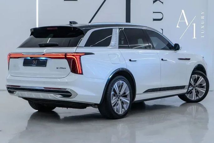 Подержанный Hongqi E-HS9, 2022 в Дубае от A1 Luxury Motors Белый цвет. Китайская | AUTO.AE