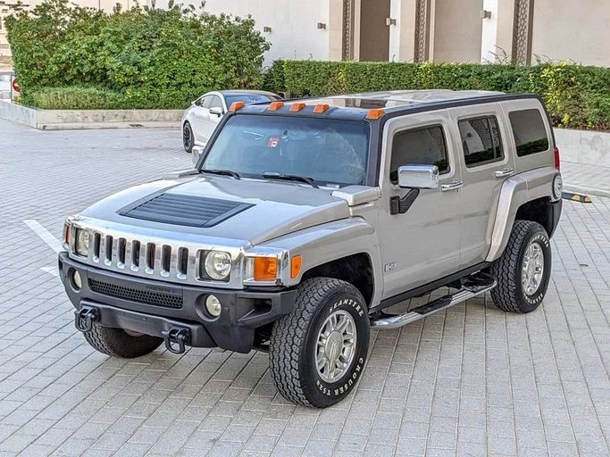Подержанный Hummer H3, 3.7 л, 2006 в Дубае от NEW ABU TAJ MOTORS Серебристый цвет. GCC | AUTO.AE | Объявление #237504