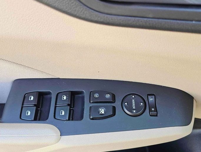 Новый Hyundai Accent V Рестайлинг, 1.4 л, 2023 в Дубае от SK Motors Серебристый цвет. GCC | AUTO.AE