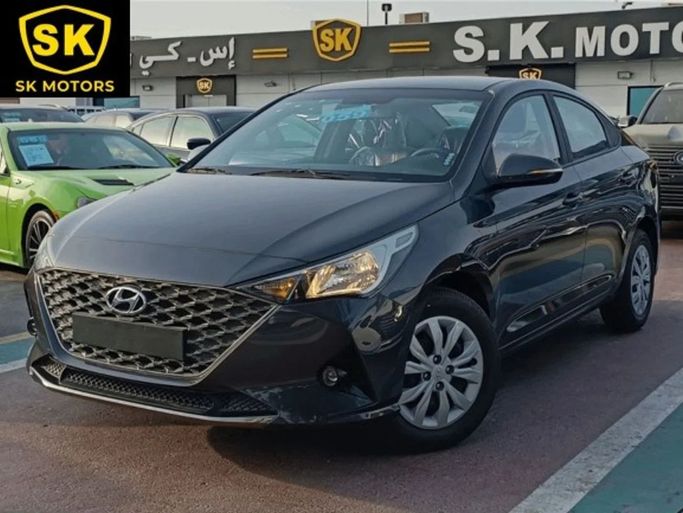 Новый Hyundai Accent V Рестайлинг, 1.6 л, 2023 в Дубае от SK Motors Серый цвет. GCC | AUTO.AE