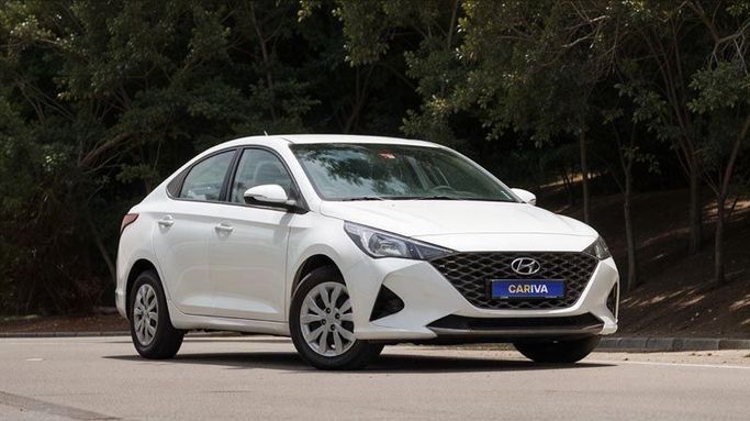 Used Hyundai Accent V Facelift, 1.6 l, 2022 in Dubai by Cariva Used Cars , White color. GCC Specs | AUTO.AE