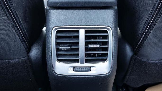 Used Hyundai Accent V Facelift, 1.6 l, 2022 in Dubai by Cariva Used Cars , White color. GCC Specs | AUTO.AE