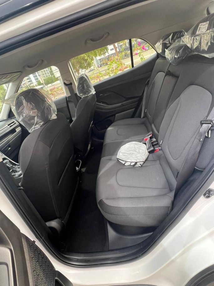 Hyundai Creta II Рестайлинг, 2026 внедорожник 5 дв.  класса в Дубае от JON Luxury Car Rental LLC белый цвет | AUTO.AE