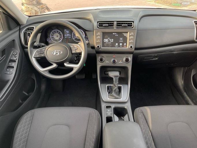 Hyundai Creta II, 2023 внедорожник 5 дв.  класса в Дубае от JON Luxury Car Rental LLC белый цвет | AUTO.AE