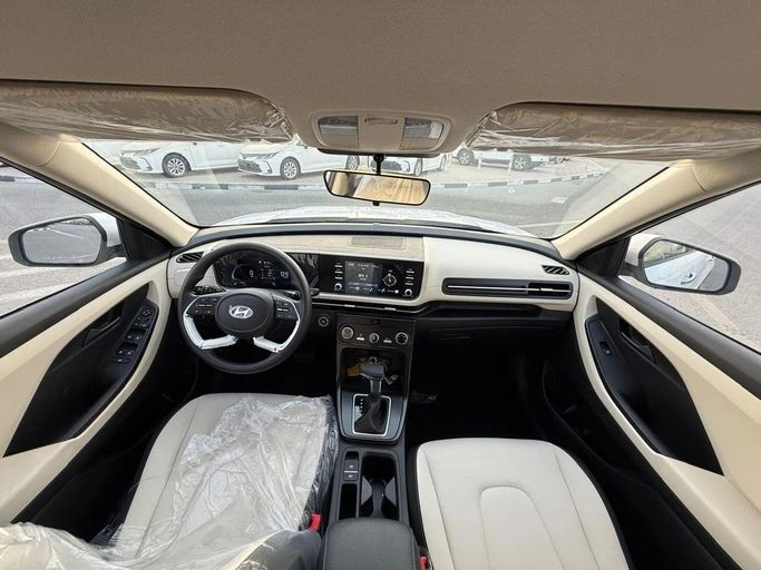 New Hyundai Creta II Facelift, 2.0 l, 2026 in Dubai by World Center Motors FZE, Grey color. GCC Specs | AUTO.AE