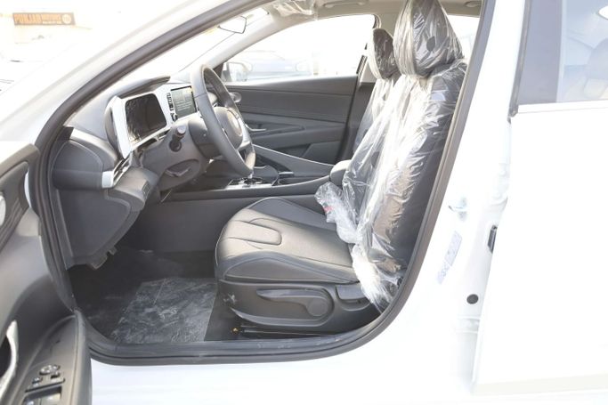 New Hyundai Elantra VII (CN7) Facelift, 1.5 l, 2025 in Dubai by JES Motors, White color. Other | AUTO.AE