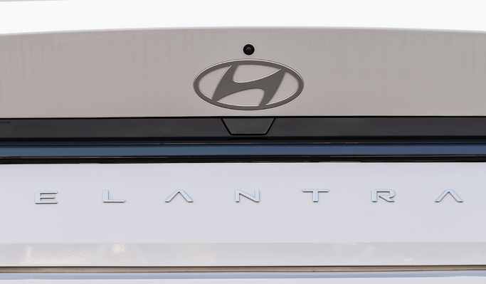 New Hyundai Elantra VII (CN7) Facelift, 1.5 l, 2025 in Dubai by Altass Motors, White color. Other | AUTO.AE