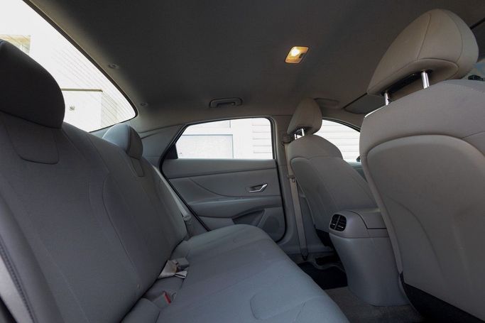 Used Hyundai Elantra VII (CN7), 1.6 l, 2023 in Dubai by Linda Cars, White color. GCC Specs | AUTO.AE