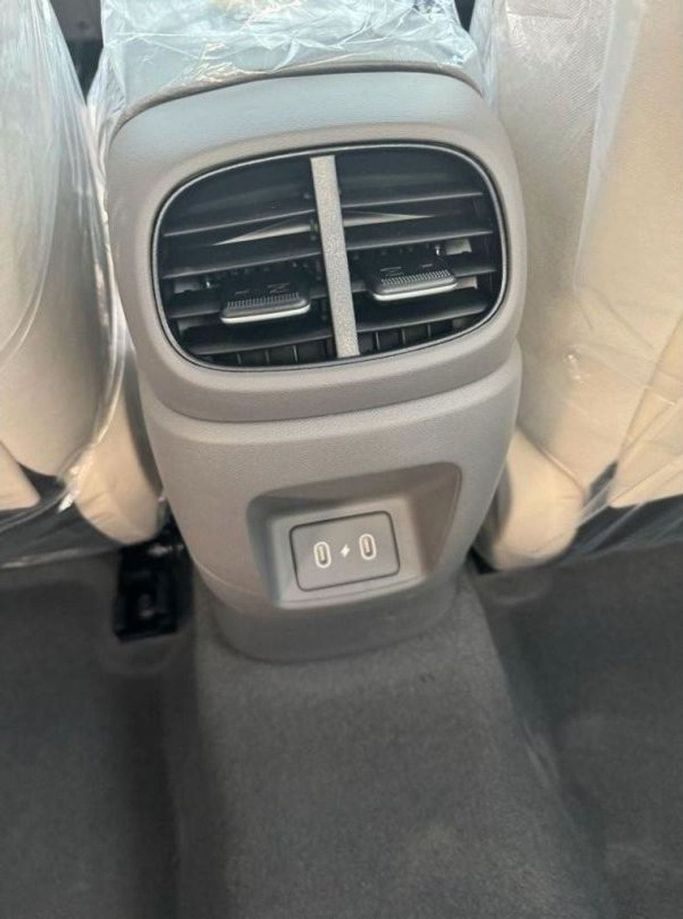 Новый Hyundai Elantra VII (CN7) Рестайлинг, 1.5 л, 2024 в Дубае от Mohamed Hakim Motors Черный цвет. Китайская | AUTO.AE