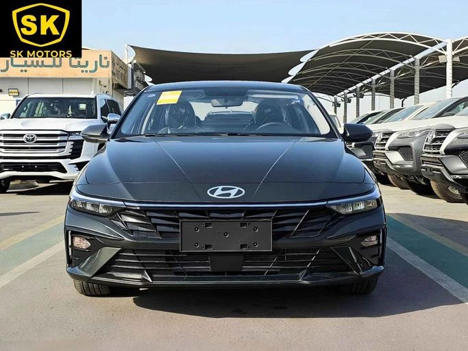 Новый Hyundai Elantra VII (CN7) Рестайлинг, 1.5 л, 2025 в Дубае от SK Motors Серый цвет. Китайская | AUTO.AE