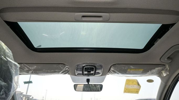 Новый Hyundai Elantra VII (CN7) Рестайлинг, 1.6 л, 2024 в Дубае от Najem Motors Белый цвет. Китайская | AUTO.AE